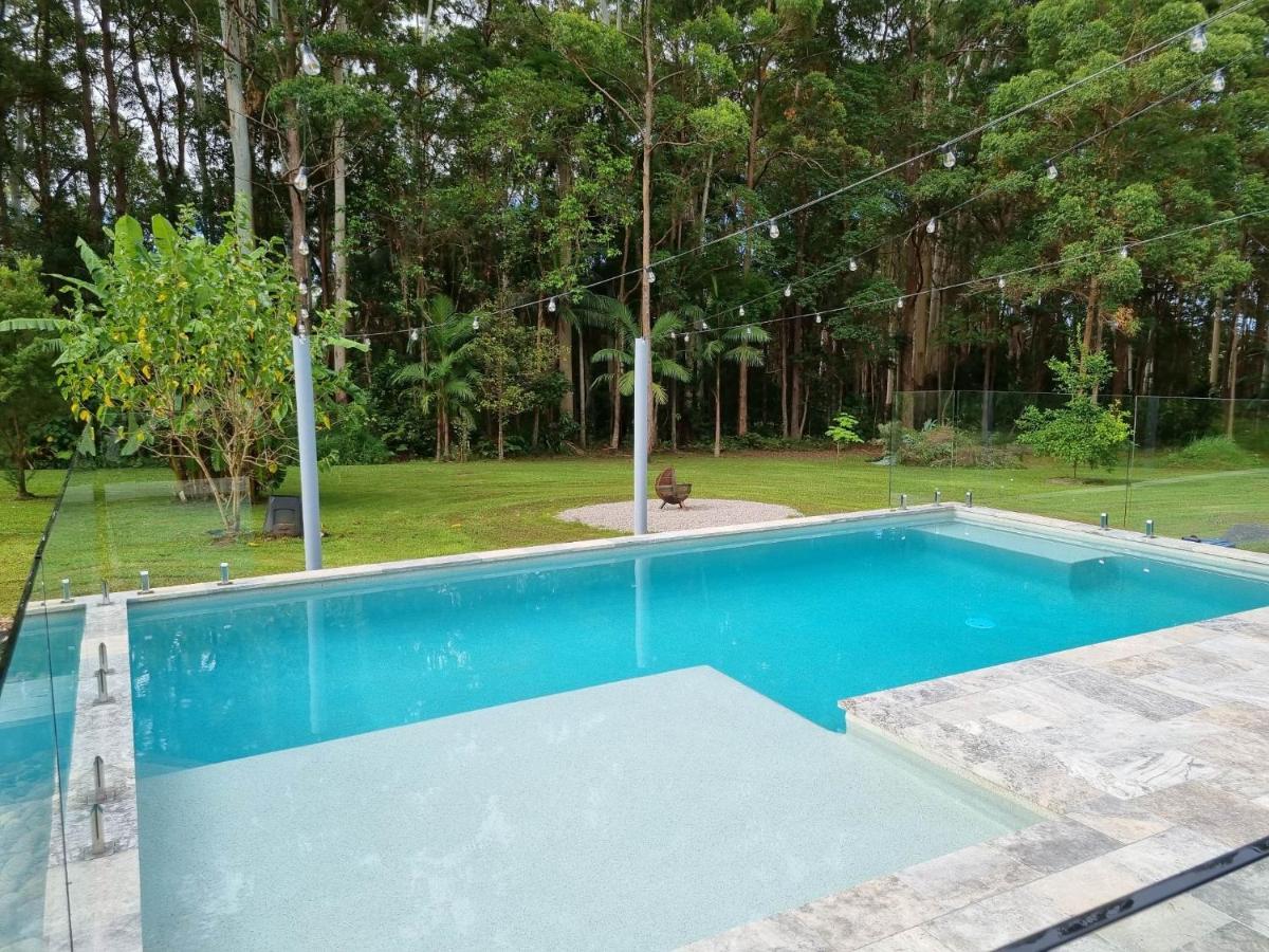 The Poolhaus Retreat - Peaceful Private Studio Valdora Ngoại thất bức ảnh